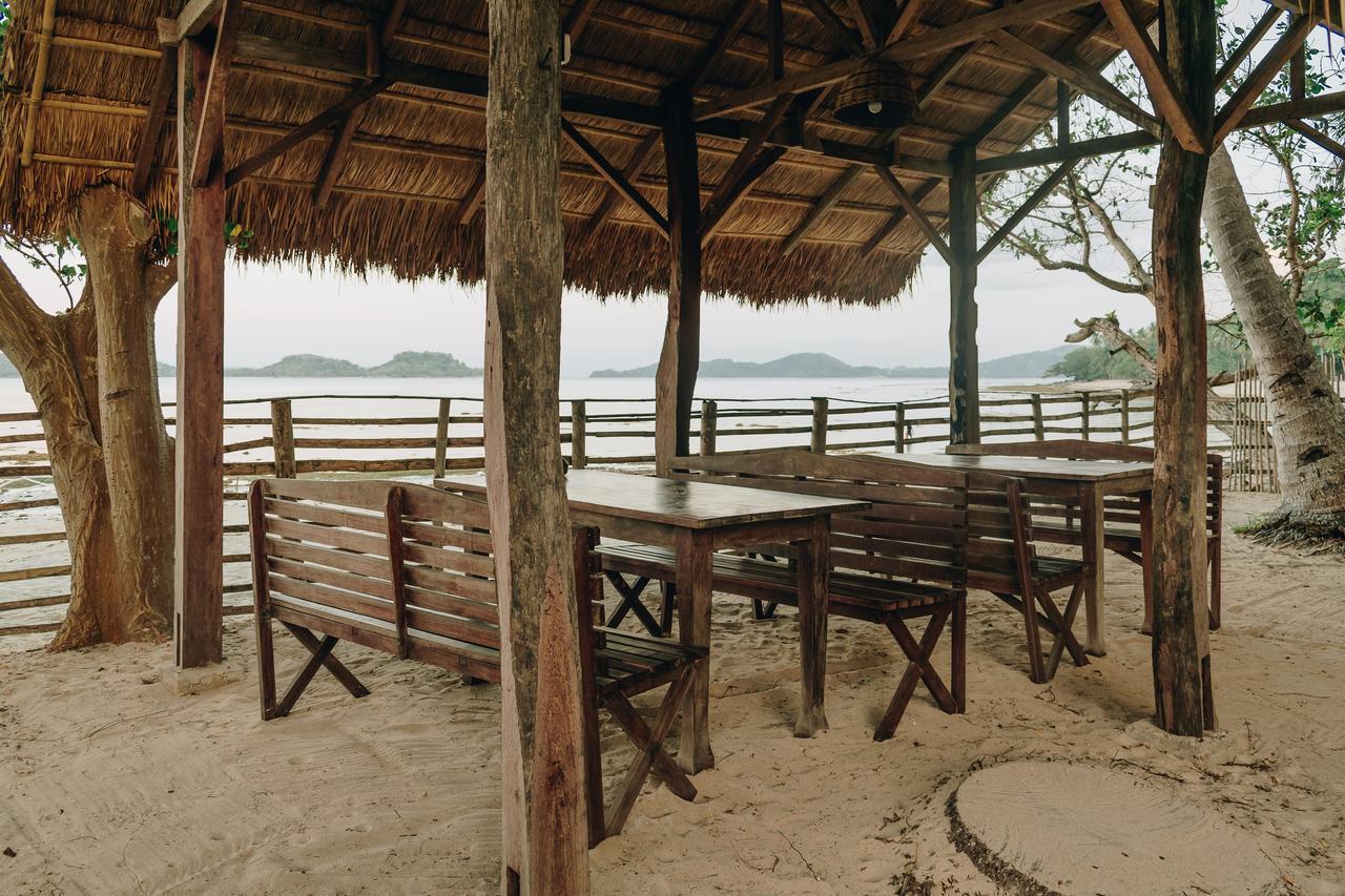 Playa Encantada Beach Resort Ель-Нідо Екстер'єр фото