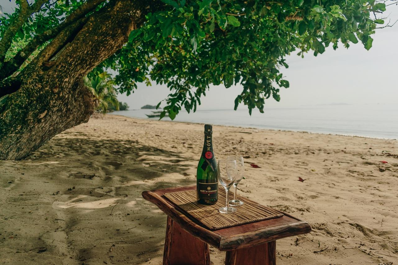 Playa Encantada Beach Resort Ель-Нідо Екстер'єр фото
